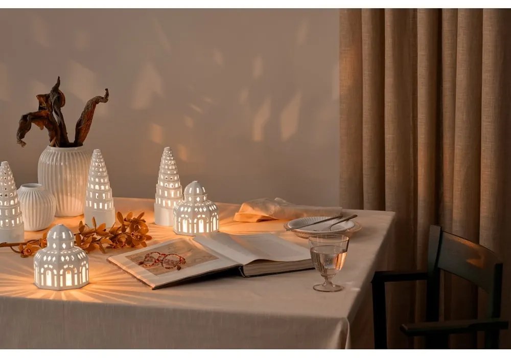Biały ceramiczny świecznik świąteczny Kähler Design Lighthouse, ø 9 cm