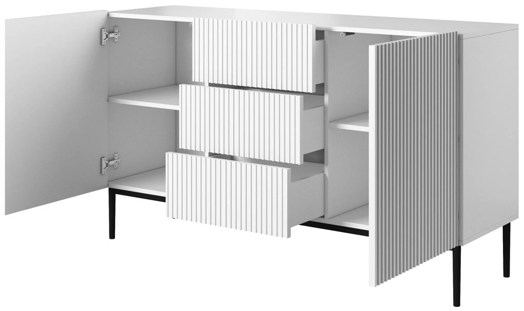 Komoda Nicole 150 cm z szufladami i ryflowanym frontem - biały mat / czarne nóżki