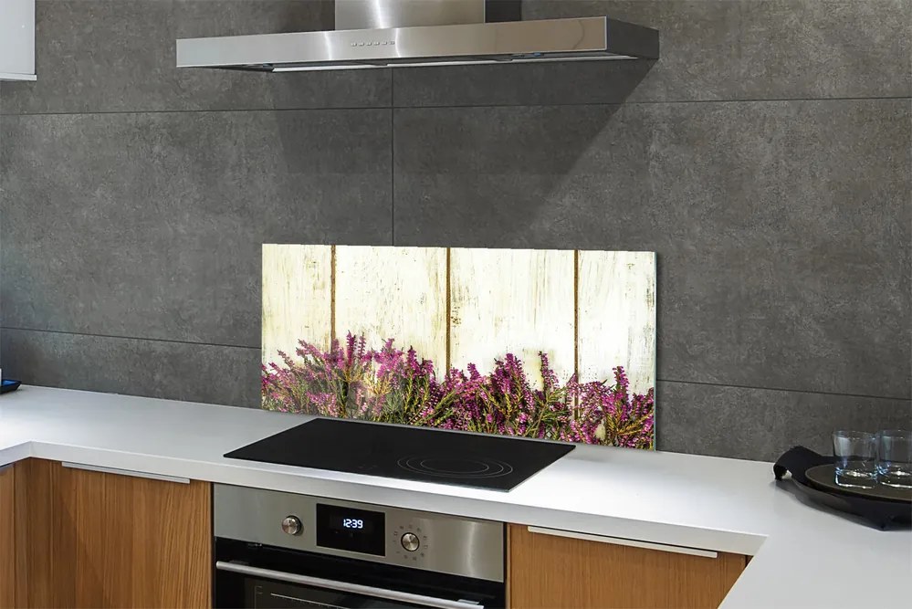 Szkło do Kuchni na Ścianę Fioletowe Kwiaty na Drewnie