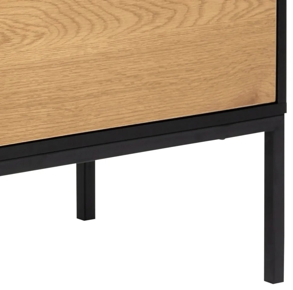 Czarno-naturalna niska komoda w dekorze dębu 120x82 cm Seaford – Actona