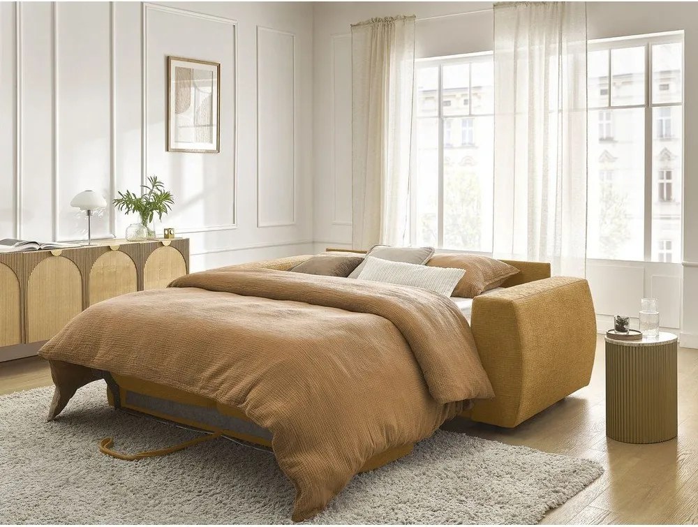 Musztardowa rozkładana sofa do spania z tkaniny szenilowej 240 cm Hugo – Bobochic Paris