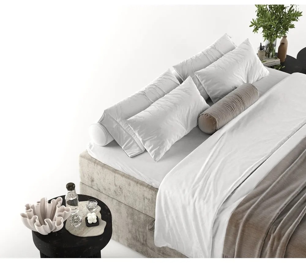 Jasnobrązowe łóżko boxspring ze schowkiem 140x200 cm Yoko – Maison de Rêve