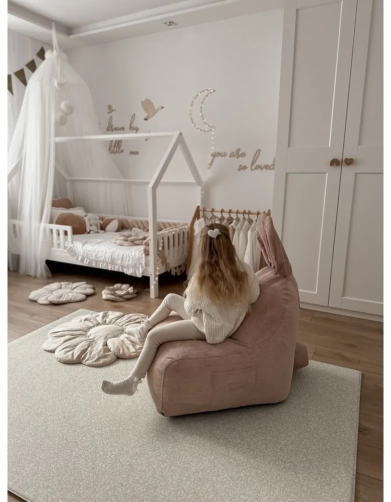 Jasnoróżowy dziecięcy worek do siedzenia Funny Bunny – The Brooklyn Kids