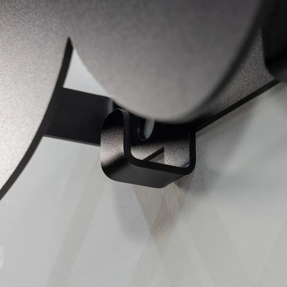 Czarny metalowy wieszak ścienny z półką 80 cm Tumulo – Spinder Design