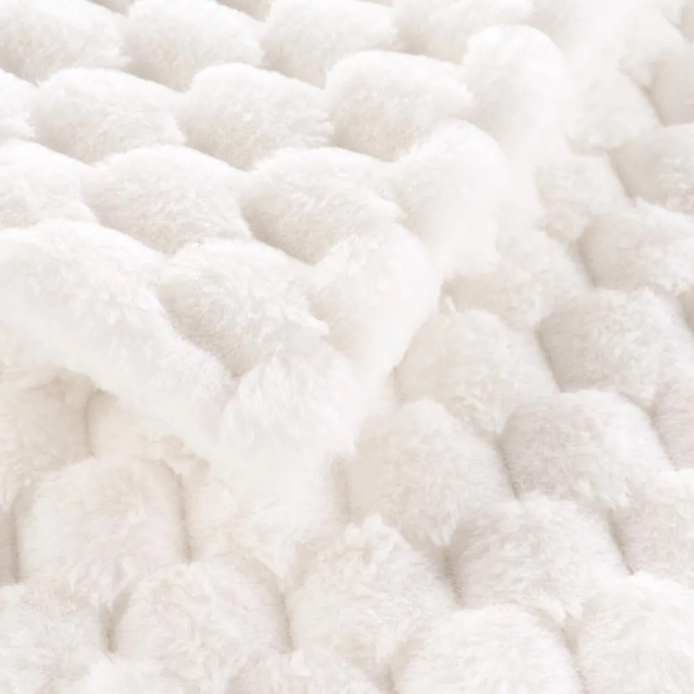 Kremowy koc z mikropluszu 180x220 cm Frosty – douceur d'intérieur