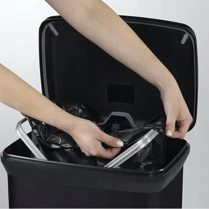 Curver Kosz na śmieci Rectangular 50 l, czarny