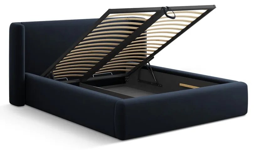 Ciemnoniebieskie tapicerowane łóżko dwuosobowe ze schowkiem ze stelażem 200x200 cm Jason – Windsor &amp; Co Sofas