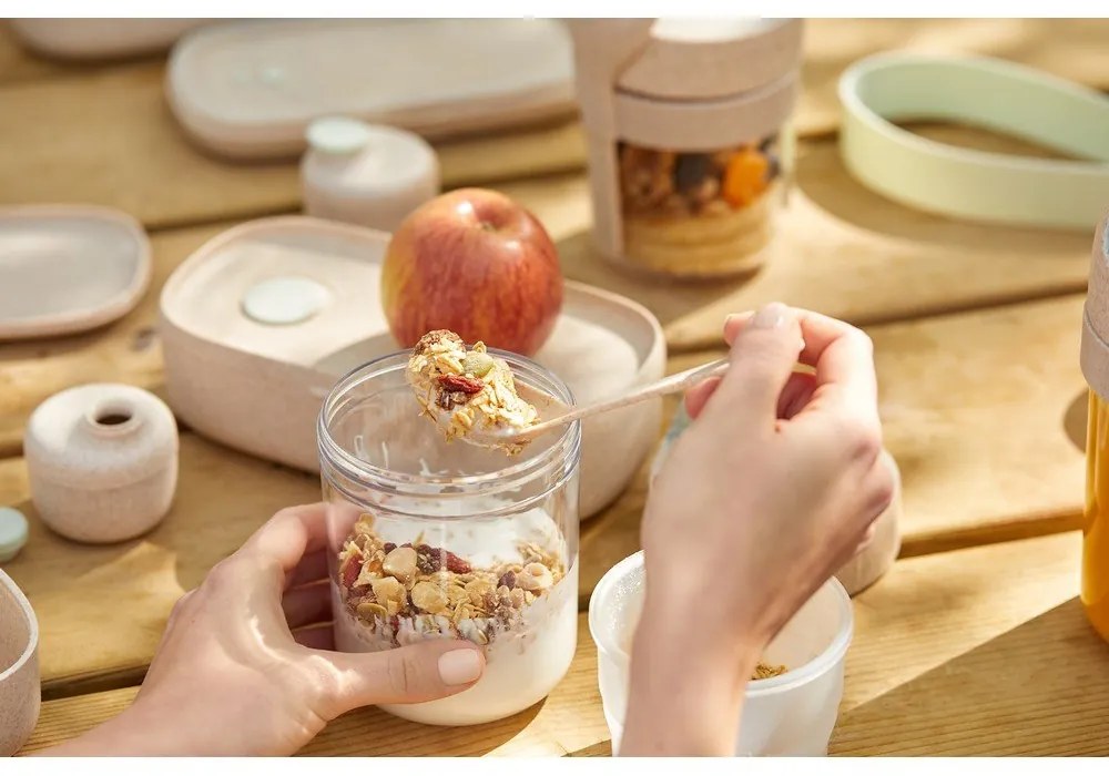 Pojemnik na jogurt z łyżką To Go Organic – Lékué