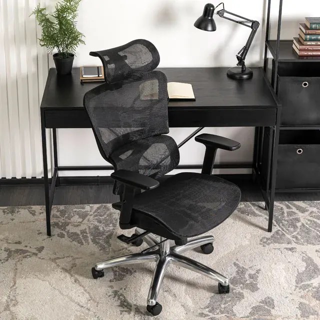 Ergonomiczny fotel biurowy z opcjami regulacji - Multo