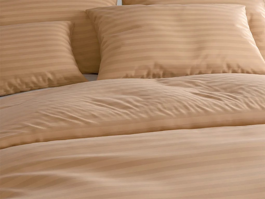 PrzytulneMieszkanie.pl PrzytulneMieszkanie.pl Hotelowa pościel z mikrofibry JASMINE brązowa - pasek 2 cm Rozmiar pościeli: 70 x 90 cm | 140 x 220 cm