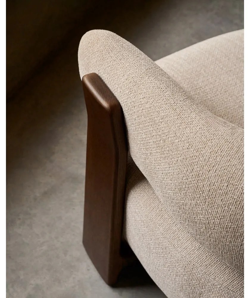 Beżowy fotel z tkaniny szenilowej Granite – Kave Home