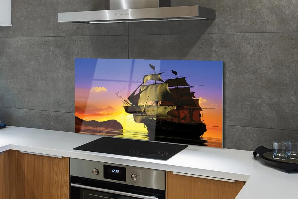 Szkło do Kuchni na Ścianę Statek na tle Nieba i Morza