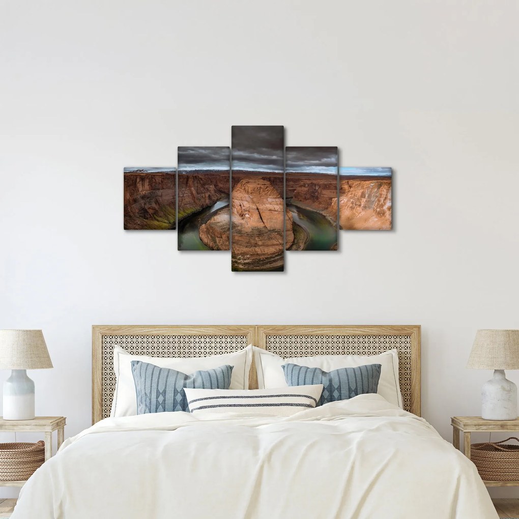 Obraz jeziora na klifie (125x70 cm)