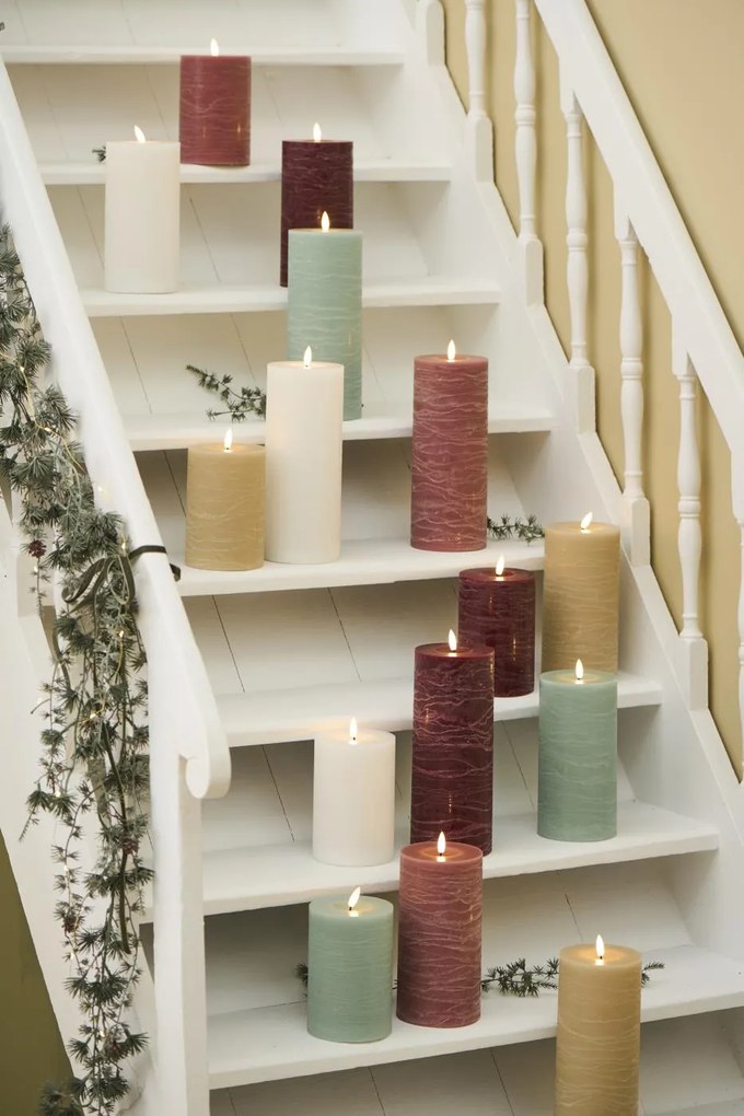 IB Laursen Świeca okrągła LED WARM FLAME 15 cm biała