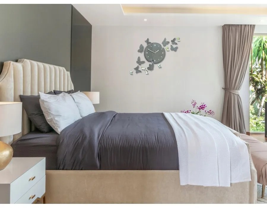 Zegar ścienny nowoczesny cichy do salonu lub sypialni akrylowy z motylami