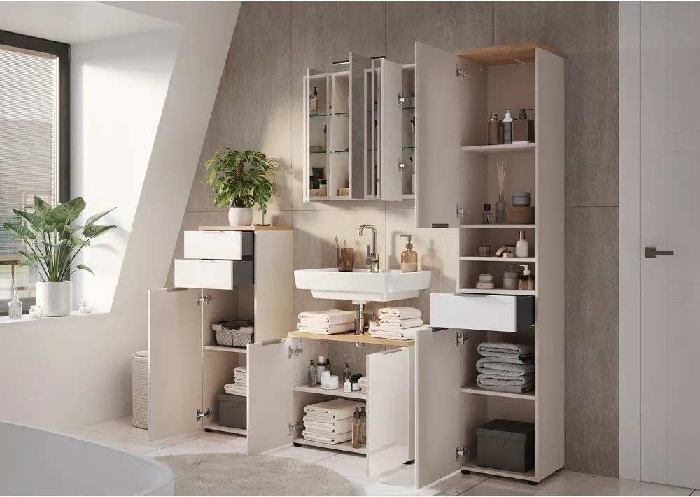 Kremowa wysoka/wąska szafka łazienkowa z połyskiem 39x112 cm Tavira – Germania