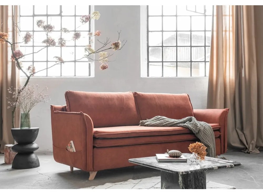 Ceglasta aksamitna rozkładana sofa 225 cm Charming Charlie – Miuform