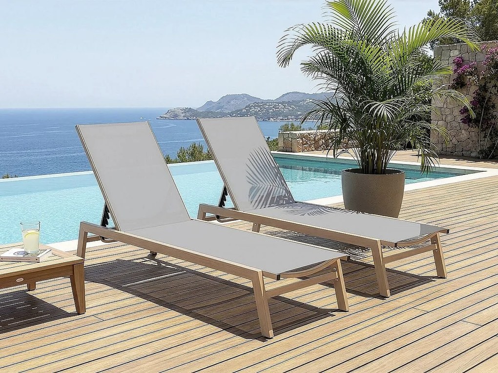 Zestaw 2 aluminiowych leżaków o wyglądzie drewna "Elysia" - jasnoszary