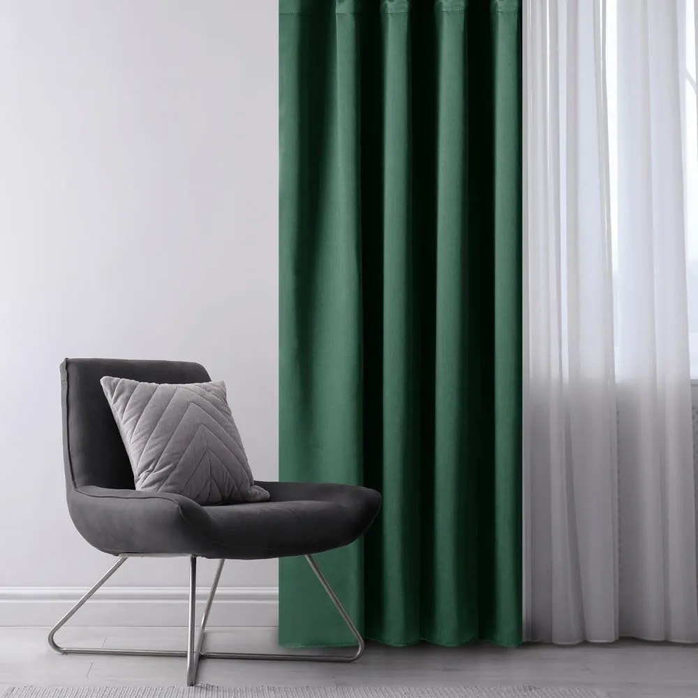 Ciemnozielona zasłona zaciemniająca 140x270 cm Eyelets – Restilo