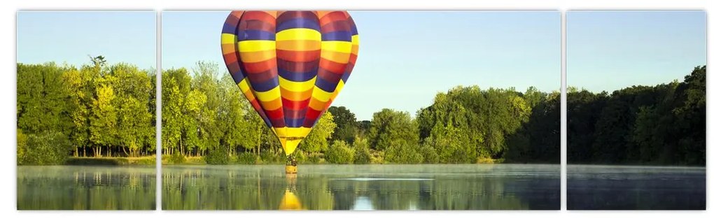Obraz balonu na ogrzane powietrze nad jeziorem (170x50 cm)