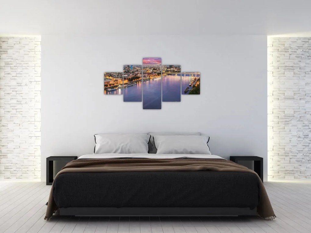 Obraz nocnego miasta Bratysławy z rzeką (125x70 cm)