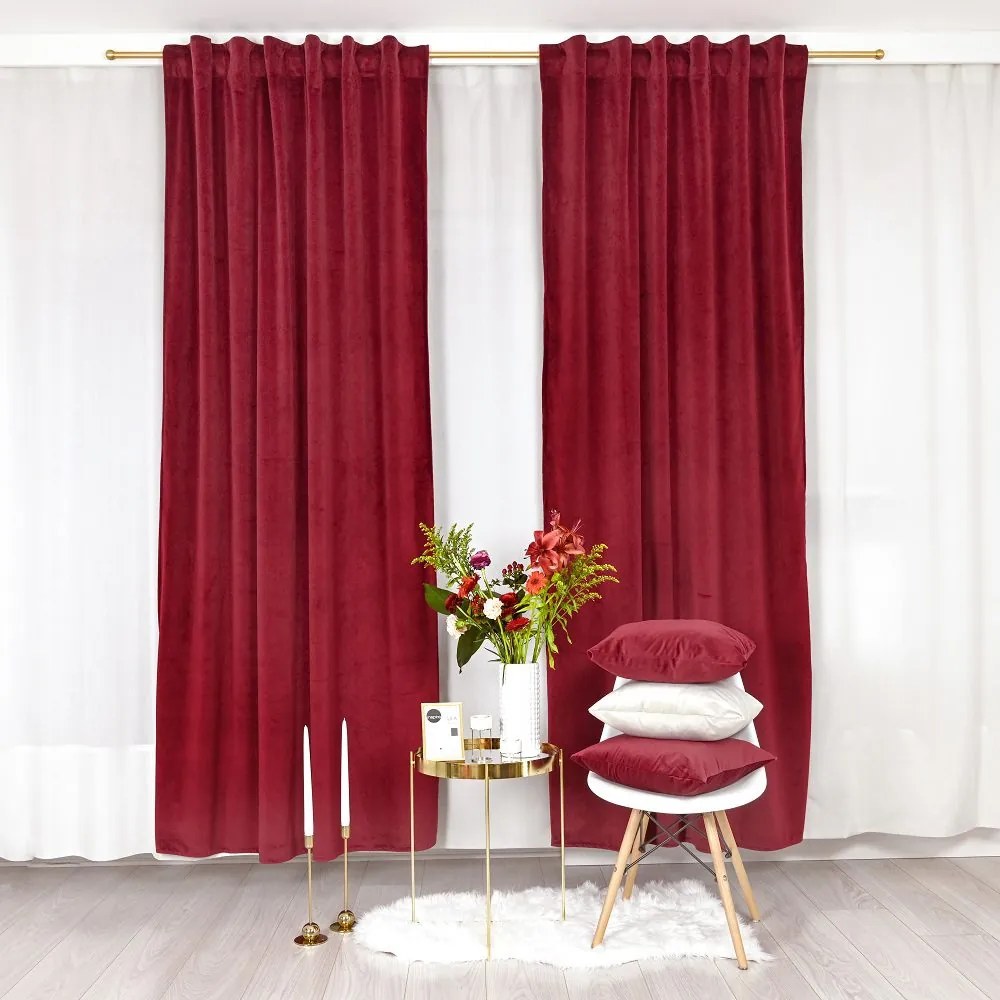 Półzaciemniająca zasłona Werona w kolorze czerwonego wina