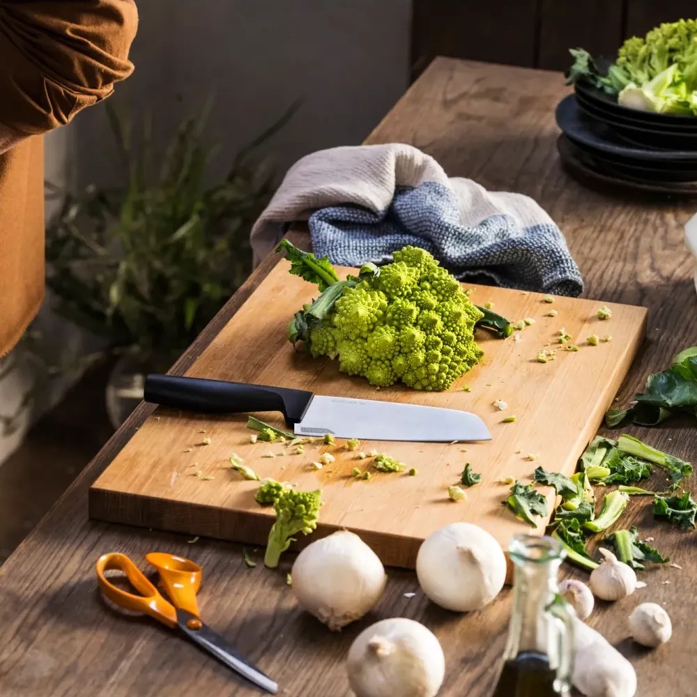 Fiskars 1051761 nóż Santoku Hard Edge 16 cm