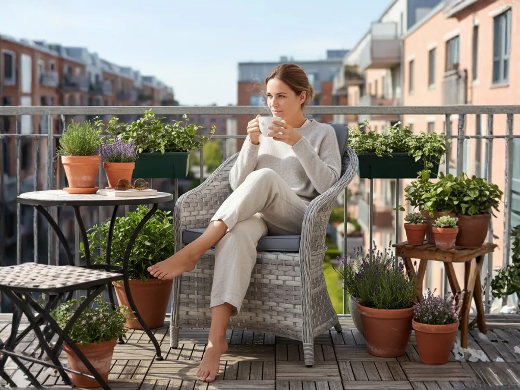 Elegancki fotel ogrodowy z technorattanu MODERNO jasno szary