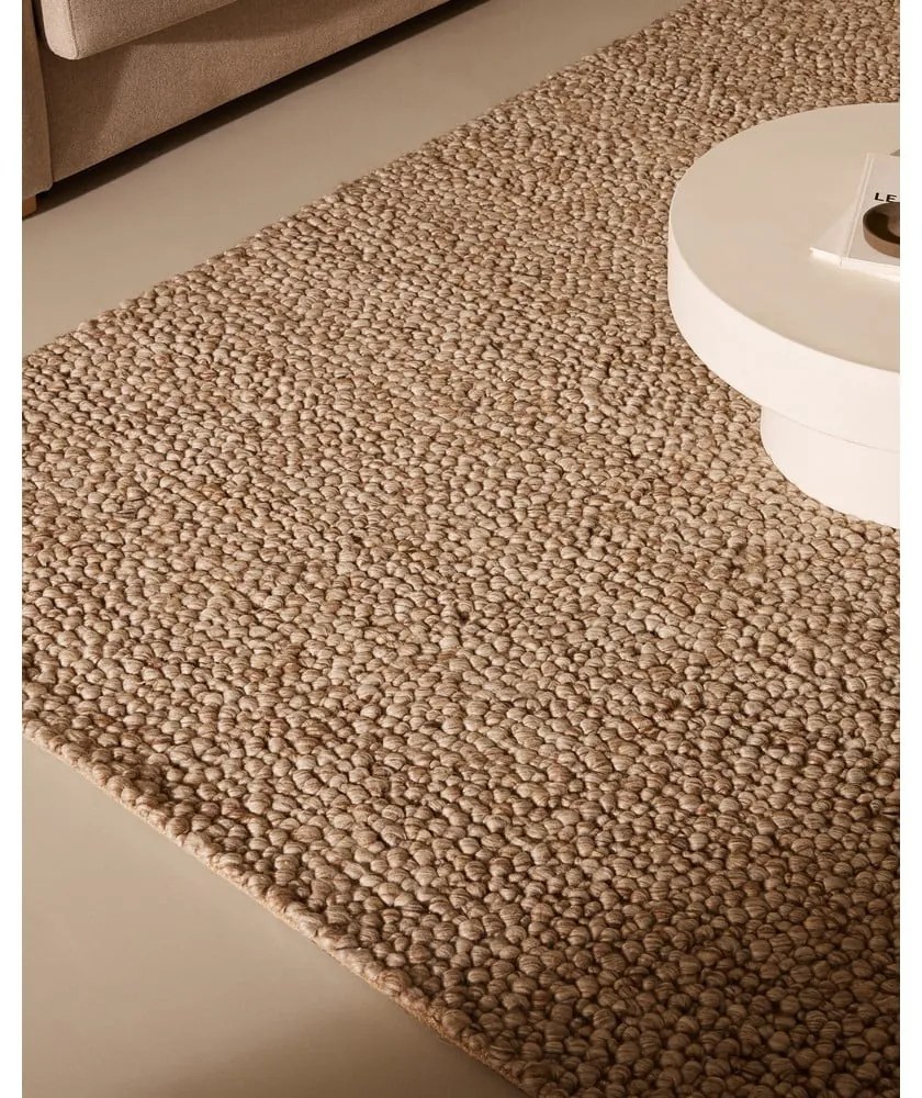 Beżowy dywan wełniany 200x300 cm Lubrin – Kave Home