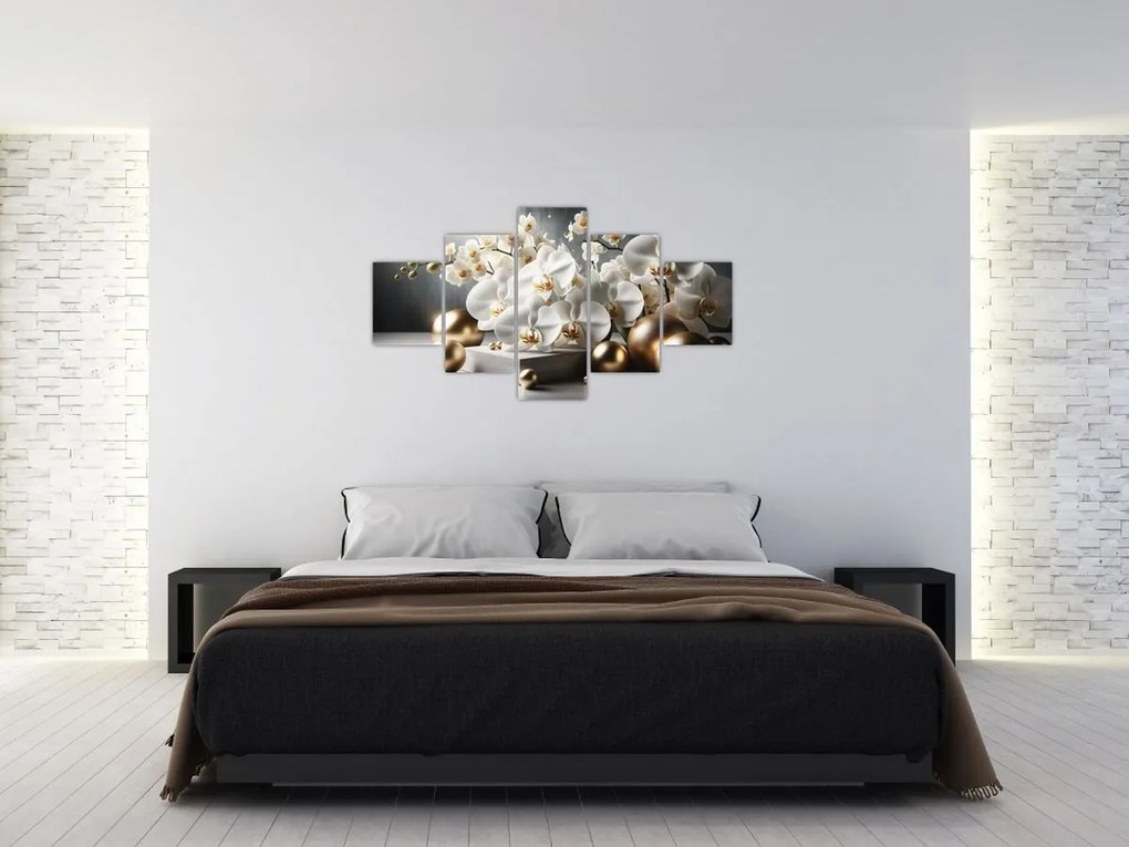 Obraz - Orchidea i złote kule (125x70 cm)
