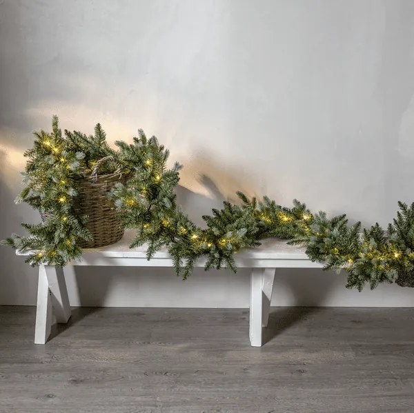 Świerkowa girlanda z oświetleniem LED