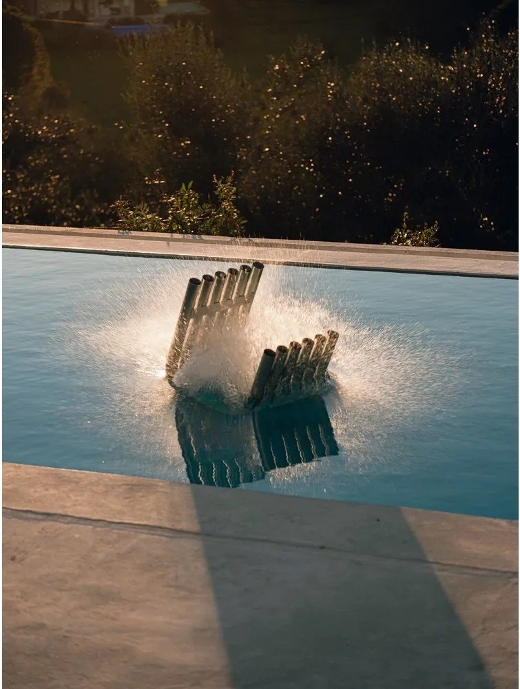 Metalowe krzesło ogrodowe w kolorze srebra Nokk – noo.ma