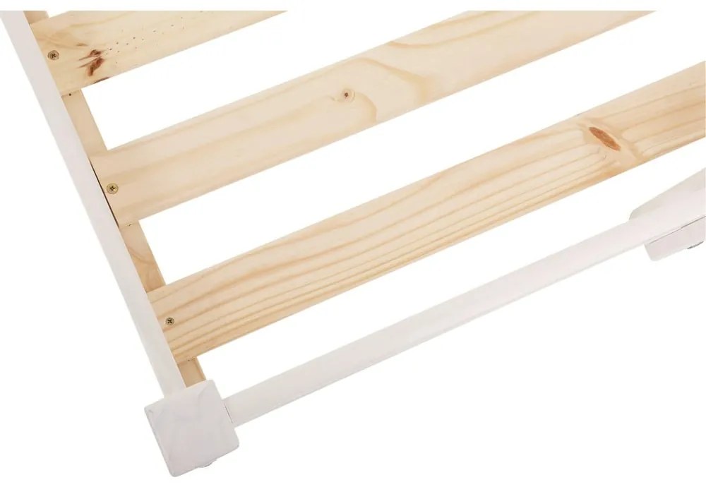 Białe wyższe łóżko z drewna sosnowego Støraa Alpi2