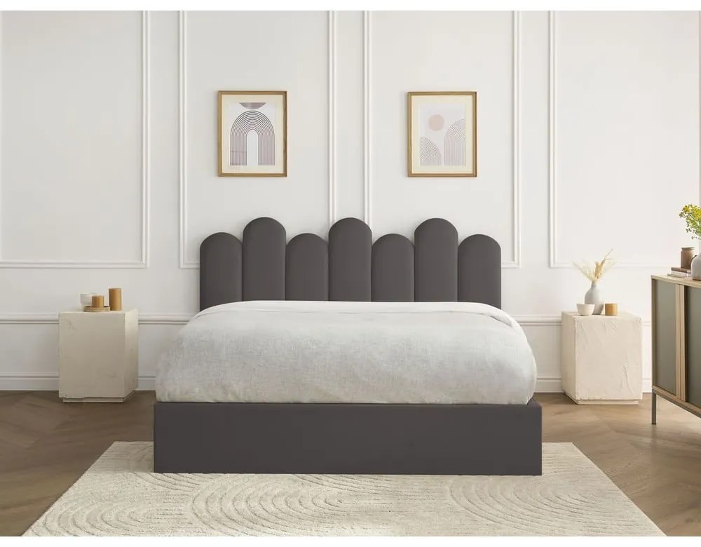 Ciemnoszare tapicerowane łóżko dwuosobowe ze schowkiem i stelażem 160x200 cm Badja – Bobochic Paris