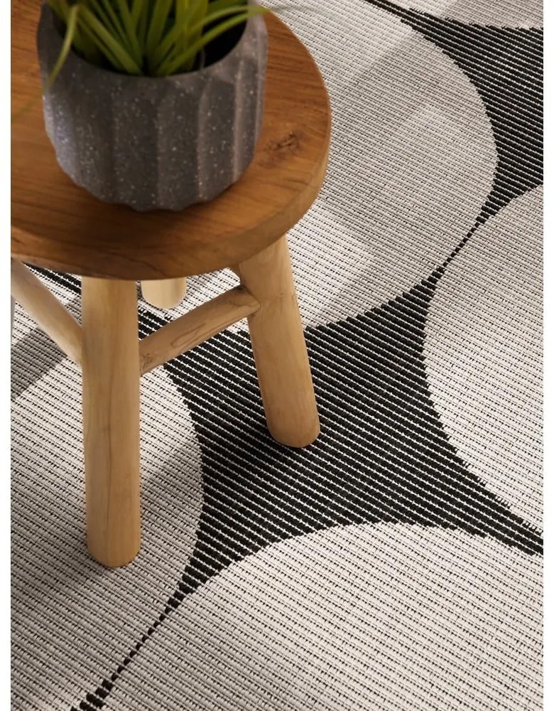 Czarno-biały dywan odpowiedni na zewnątrz 160x230 cm Duet Bowen – NORTHRUGS