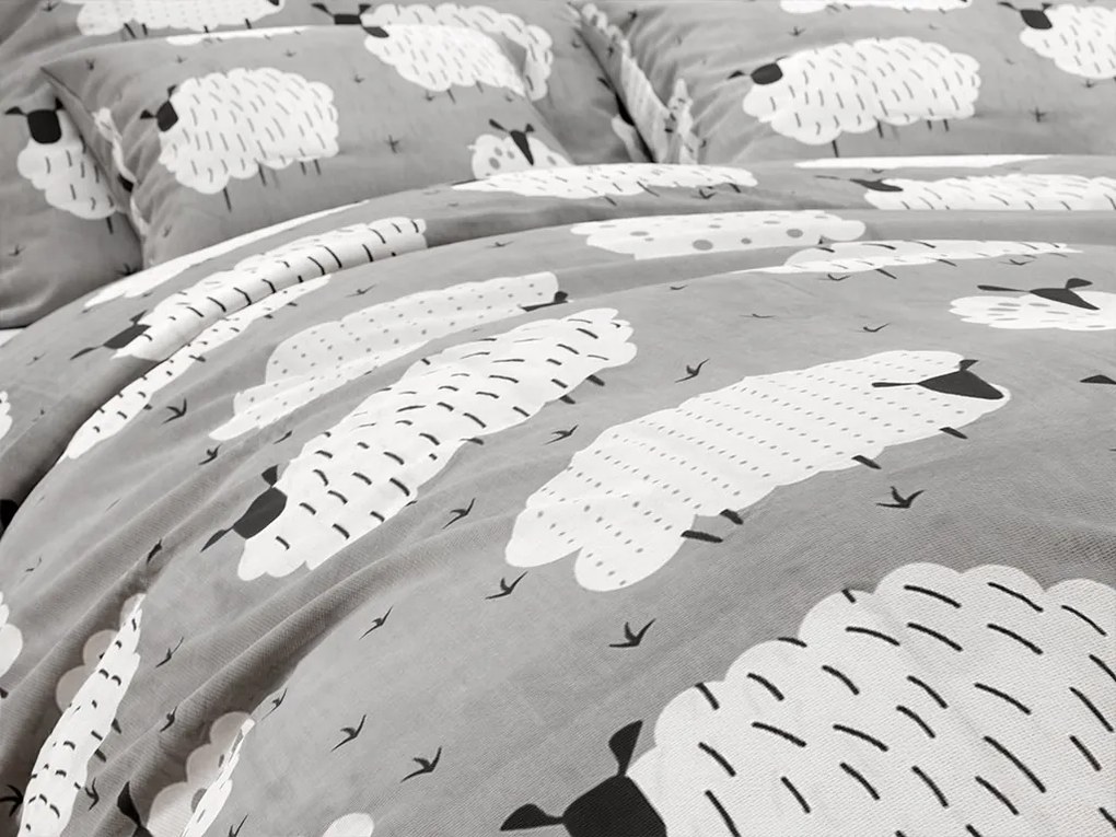 PrzytulneMieszkanie.pl PrzytulneMieszkanie.pl Bawełniana pościel WHITE SHEEPS szara Rozmiar pościeli: 70 x 90 cm | 140 x 220 cm