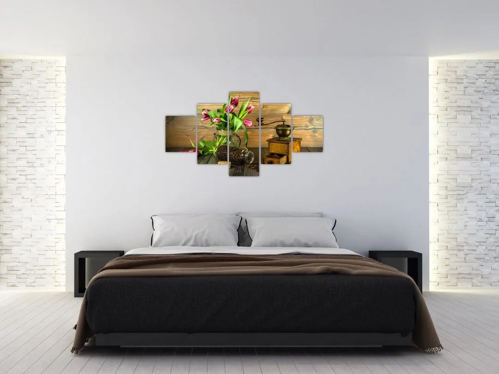 Obraz - tulipany, młynek i kawa (125x70 cm)