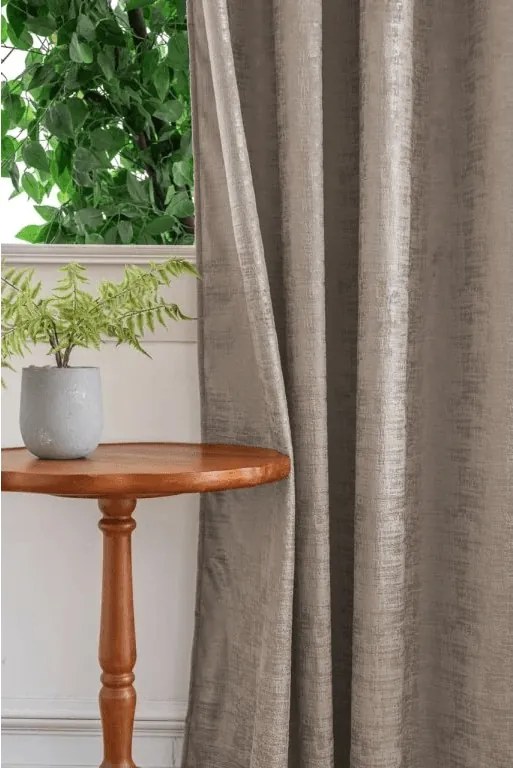 Zasłona zaciemniająca LOOM VELVET 140x250 cm, beżowobrązowa Zawieszanie: Metalowe pierścienie