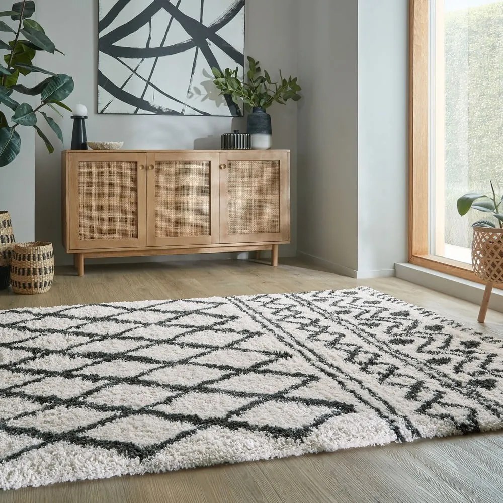 Dywan w kolorze kości słoniowej 80x150 cm Souq Lines – Flair Rugs