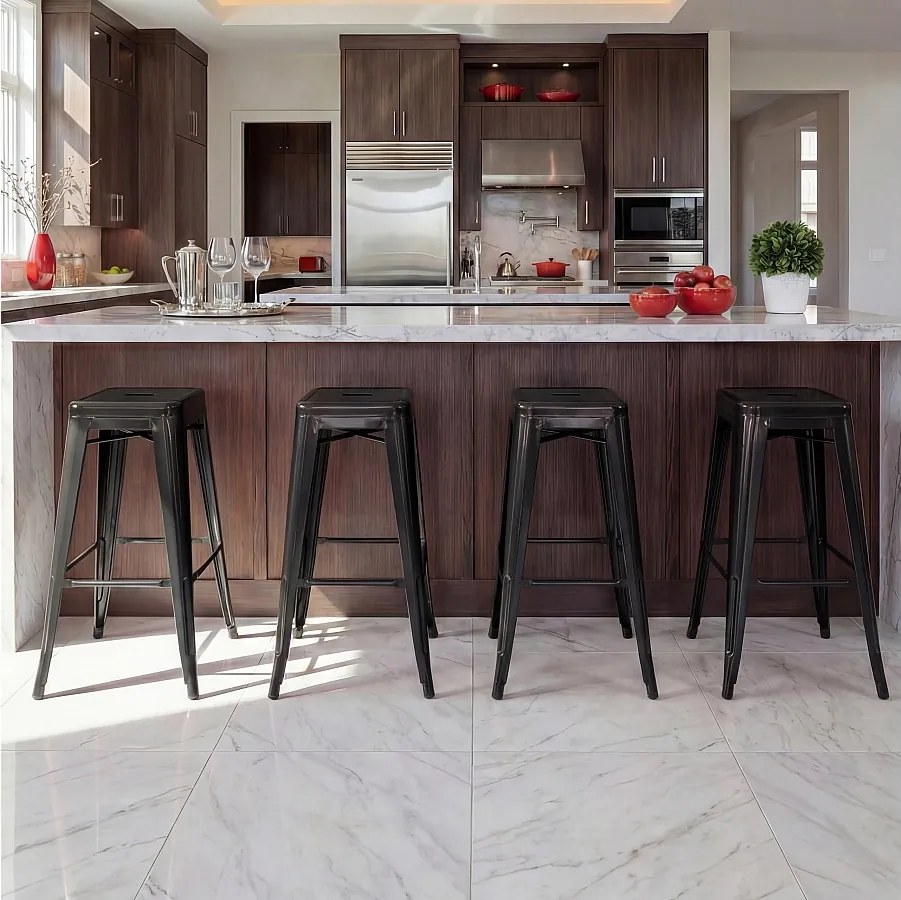 Metalowy stołek barowy MCW-A73 (zestaw 4 sztuk),  czarny