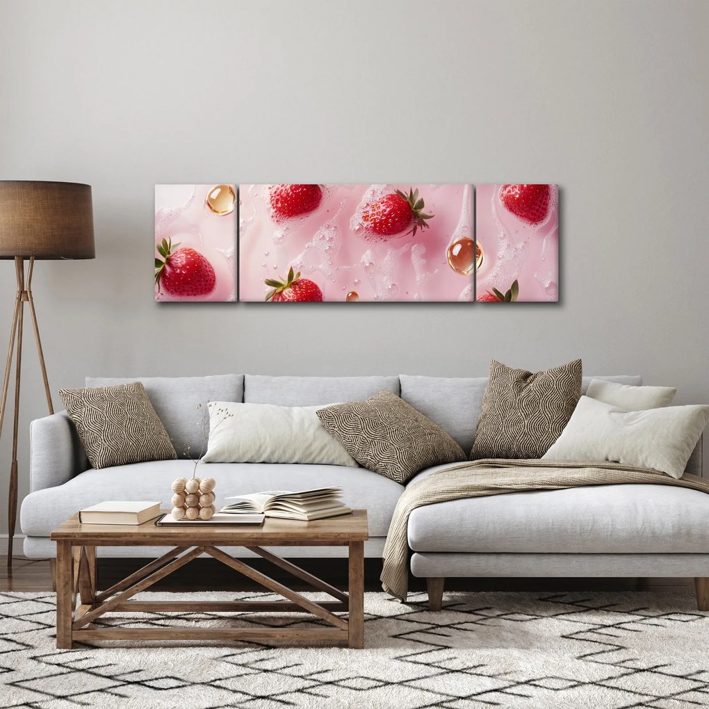 Obraz - Truskawki w bąbelkach (170x50 cm)