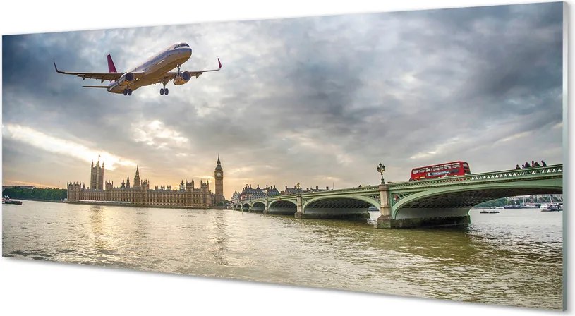 Szklany Panel Samolot w Białych Chmurach