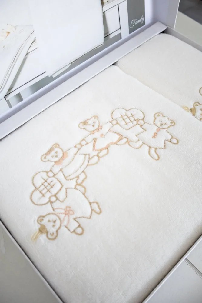 Podarunkowy zestaw ręczników dla dzieci FAMILY, 2 szt Różowy