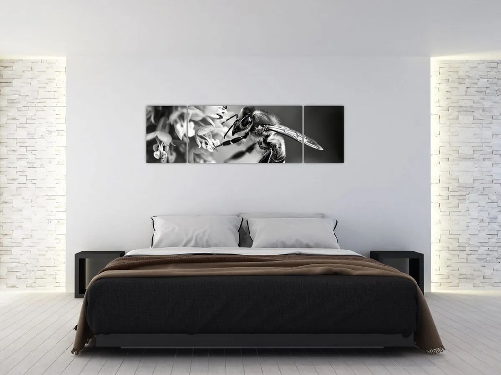 Obraz - Szczegół pszczoły (170x50 cm)