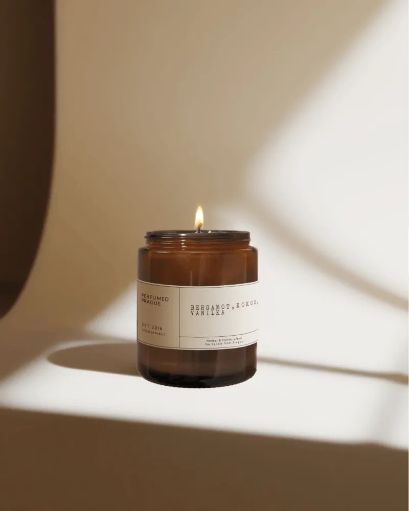 Zapachowa sojowa świeca czas palenia 40 h #32 Bergamot, Coconut, Vanilla – Perfumed Prague