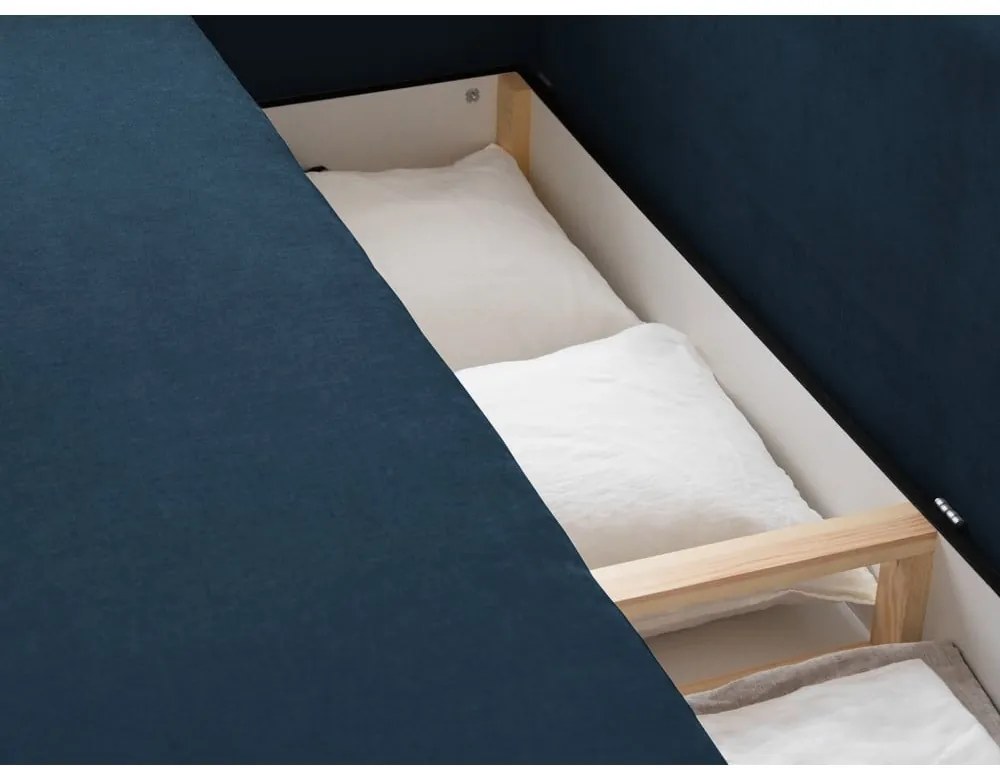 Ciemnoniebieska rozkładana sofa ze schowkiem 231 cm Elen – Micadoni
