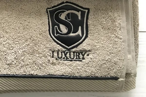 Męski szlafrok LUXURY + ręczniki + pudełko Beżowy M + ręczniki + pudełko