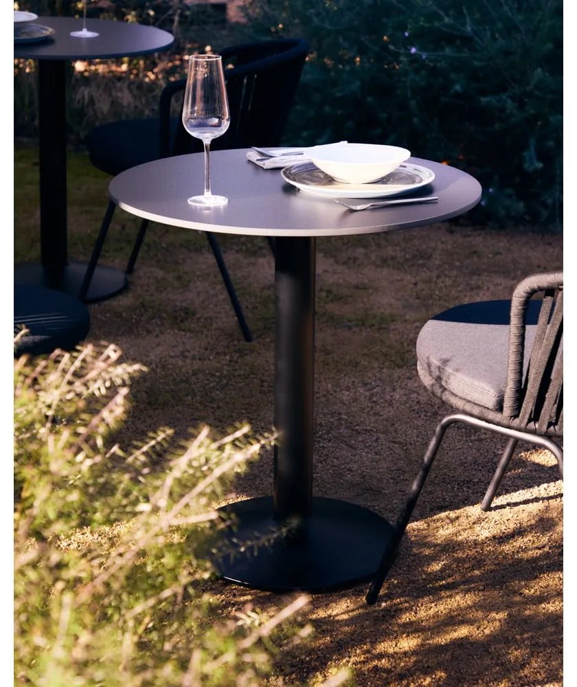 Metalowy okrągły stół ogrodowy 68x68 cm Esilda – Kave Home