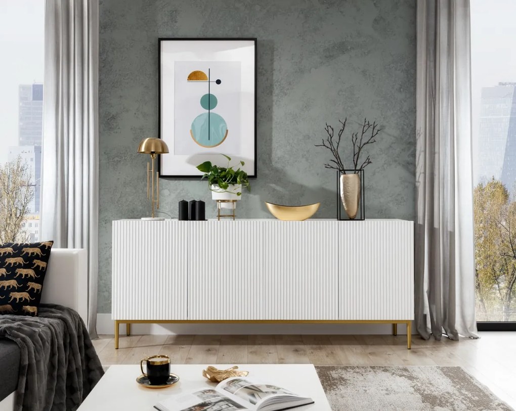 Komoda Nicole 200 cm czterodrzwiowa z ryflowanym frontem - biały mat / złote nóżki