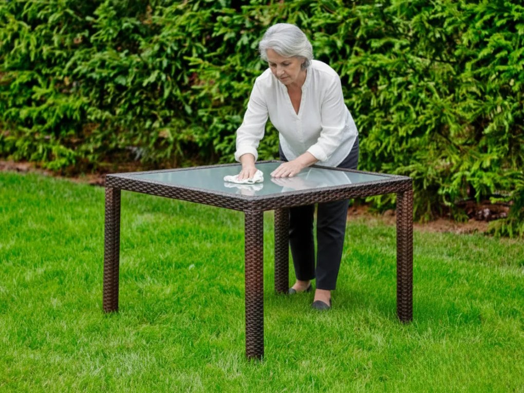 Kwadratowy stół z technorattanu 100 x 100 cm AVVICENTE brąz